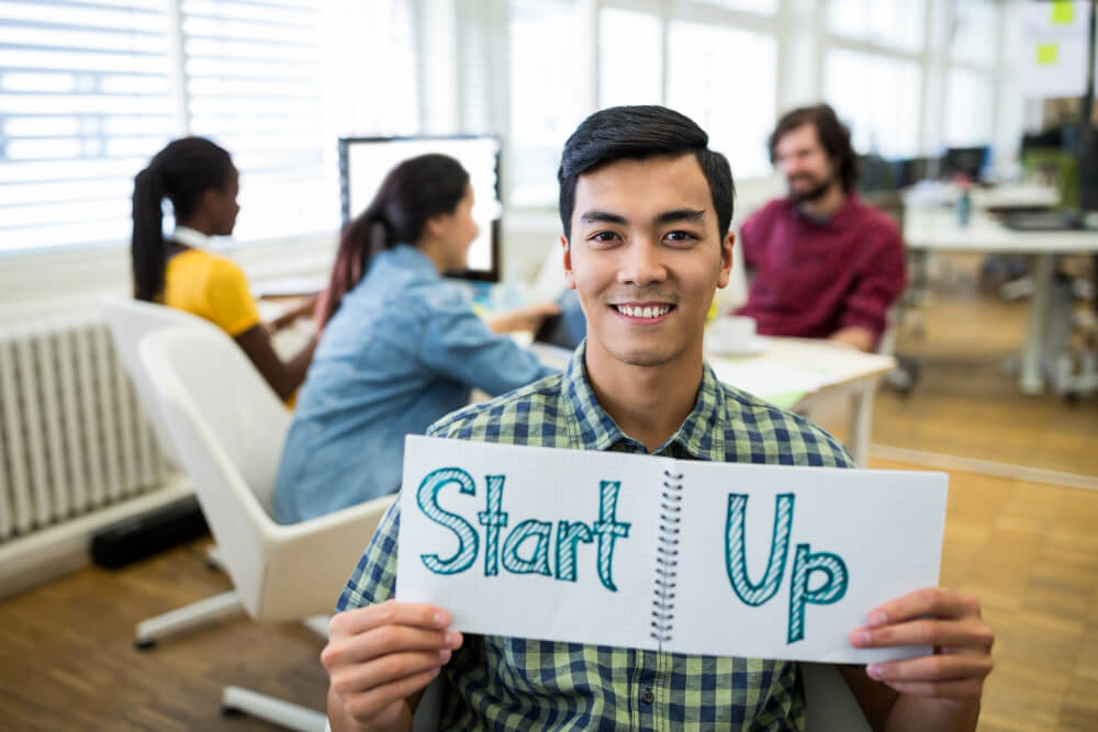 Team Building for Startups: What Changes When You’re Under 50 People?